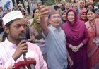 ‘দেশ যখন বন্যার পানিতে তলিয়ে যাচ্ছে প্রধানমন্ত্রী তখন সেলফি তোলায় ব্যস্ত’