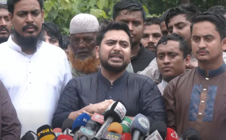৫ আগস্টের মধ্যে জুলাই স্মৃতি জাদুঘর খুলতে হবে, না হলে জনগণই খুলে দেবে: নাহিদ ইসলাম