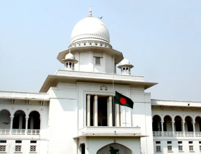 ২৬ টুথপেস্টে মাইক্রোপ্লাস্টিক: তদন্ত চেয়ে হাইকোর্টে রিট